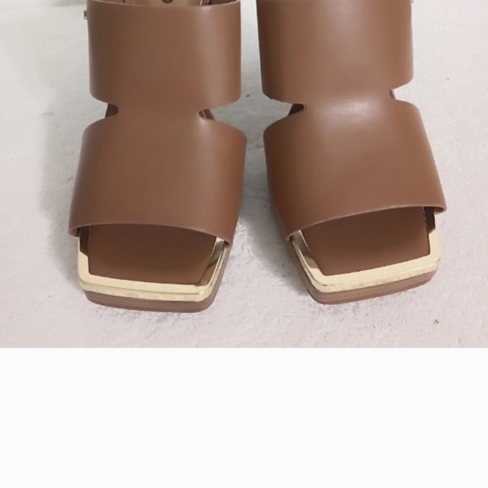 DKNY PLATFORM HIGH HEEL OPEN TOE SANDALS. |SIZE 10M | BROWN